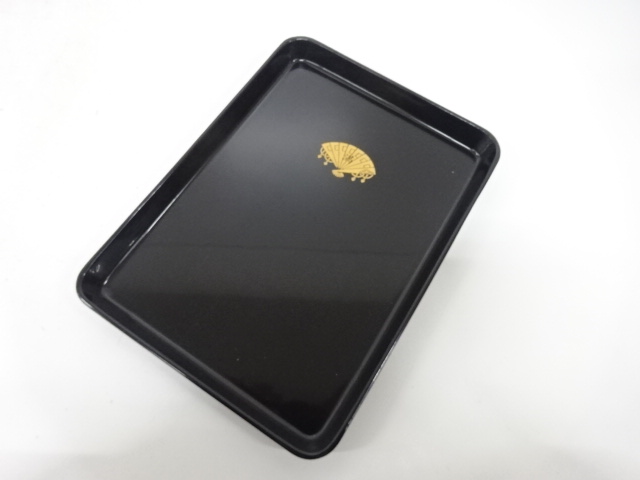 Lacquerware